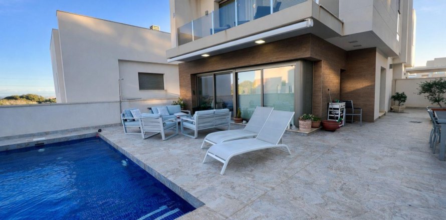 Villa in Alicante, Spanien 4 Schlafzimmer, 158 m2 Nr. 183131
