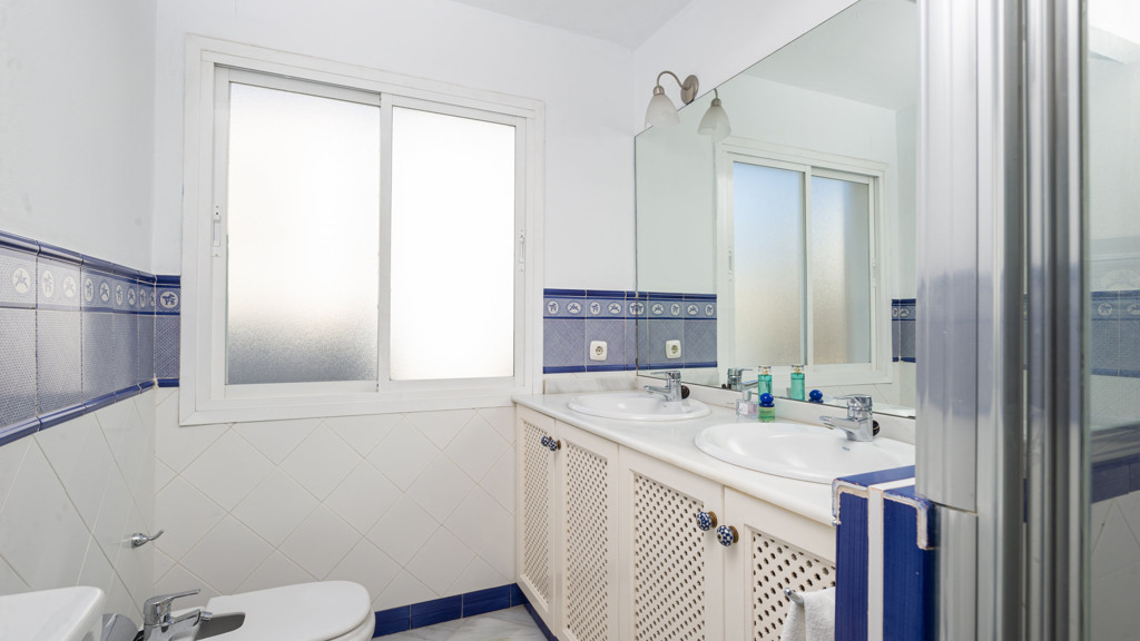 Appartamento a Marbella, Malaga, Spagna 4 camere da letto, 144 mq. N° 108128