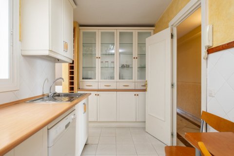 Apartment for sale Marbella, Malaga, Spain 4 bedrooms, 144 sq.m. No. 108128 - photo 12