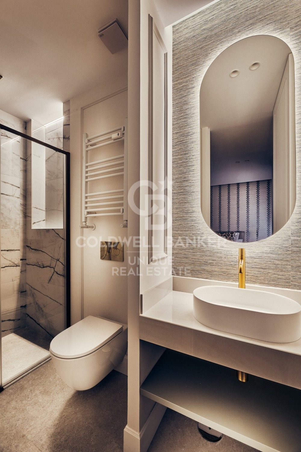 Appartamento a Madrid, Spagna 3 camere da letto, 152 mq. N° 178658