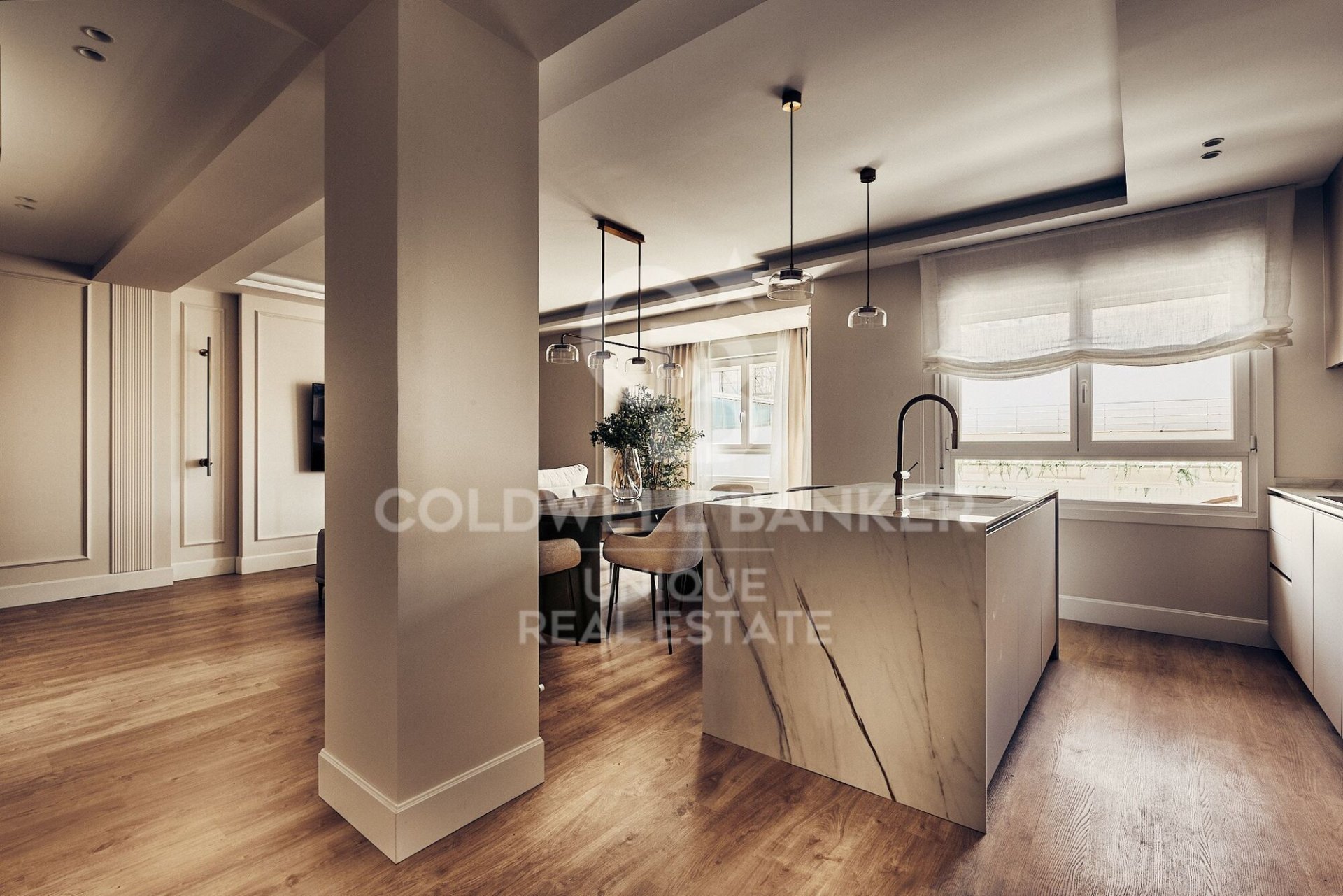 Appartamento a Madrid, Spagna 3 camere da letto, 152 mq. N° 178658