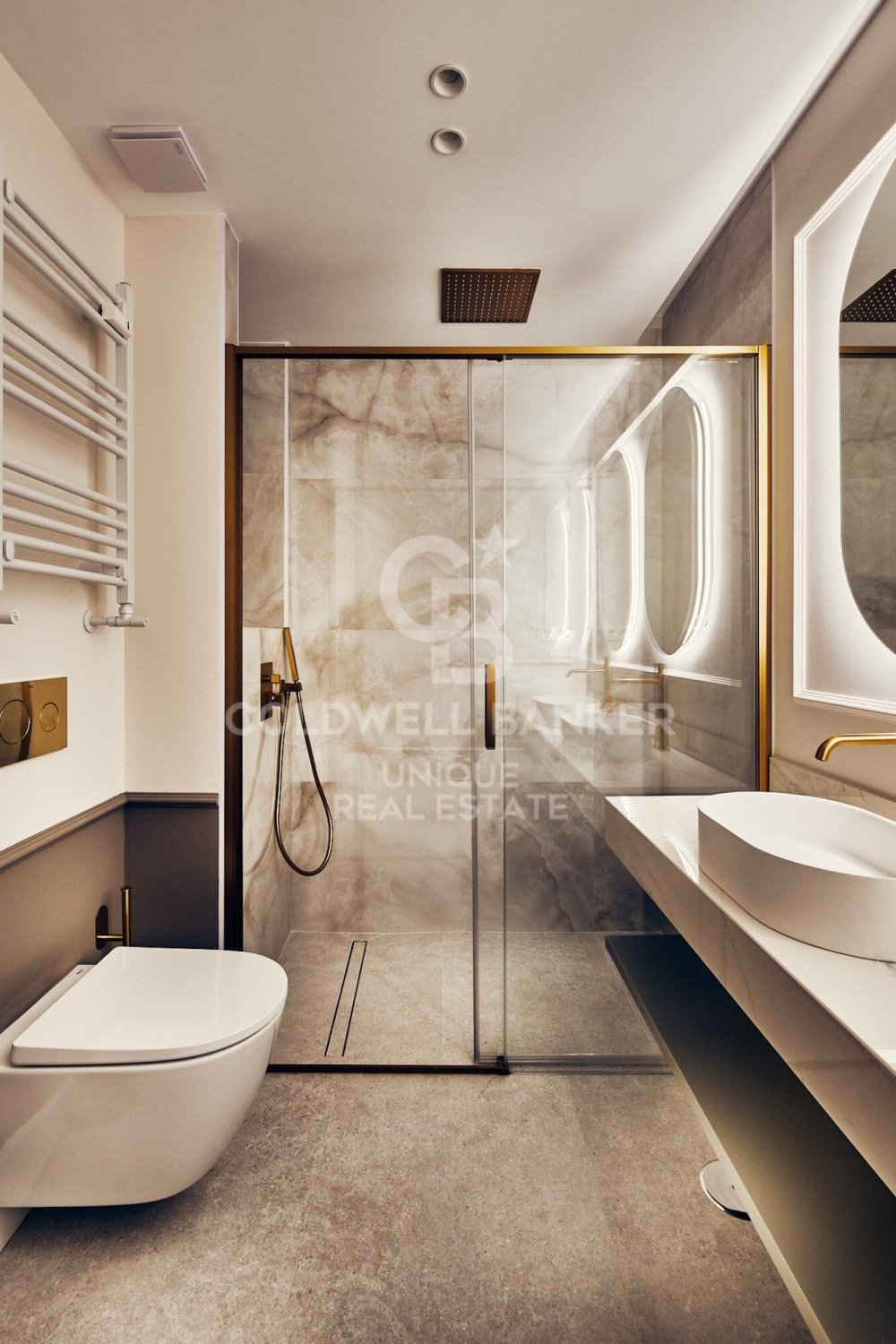 Appartamento a Madrid, Spagna 3 camere da letto, 152 mq. N° 178658