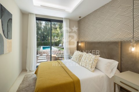 Villa à vendre à Marbella, Malaga, Espagne, 5 chambres, 653 m2 No. 178655 - photo 11