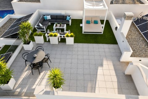 Продажа виллы в Сан-Мигель-де-Салинас, Аликанте, Испания 3 спальни, 262м2 №194508 - фото 12