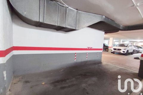 Garage a L'Hospitalet de Llobregat, Barcelona, Spagna 10 mq. N° 185795