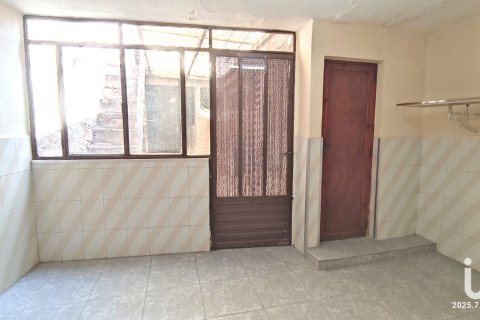 House for sale in Sant Joan de Moro, Castellon, Spain 4 bedrooms, 203 sq.m. No. 185796 - photo 8