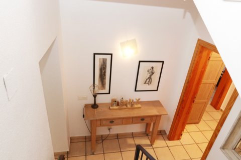 Продажа виллы в Ла Нусия, Аликанте, Испания 5 спален, 227м2 №119916 - фото 29