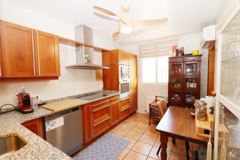 Продажа виллы в Ла Нусия, Аликанте, Испания 5 спален, 227м2 №119916 - фото 20