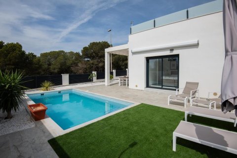 Villa for sale Pinar De Campoverde, Alicante, Spain 3 bedrooms, 90 sq.m. No. 119920 - photo 9