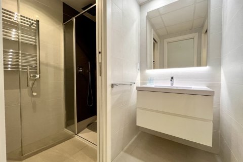 Продажа квартиры в Аликанте, Испания 2 спальни, 80м2 №119919 - фото 18