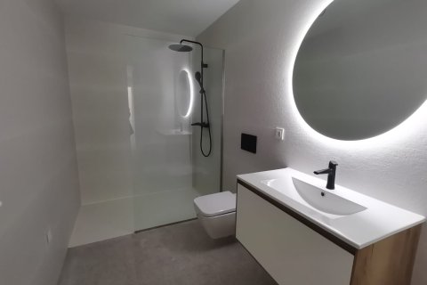 Apartament w Torrevieja, Alicante, Hiszpania 3 sypialnie, 110 mkw. nr 156276 – zdjęcie 15