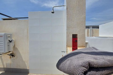 Casa in vendita a Alicante, Spagna 3 camere da letto, 139 mq. N° 191997 - foto 15