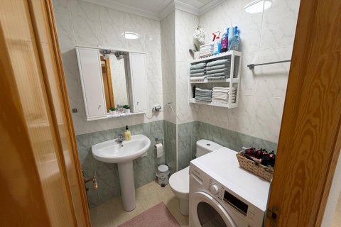 Appartamento in vendita a Torrevieja, Alicante, Spagna 3 camere da letto, 110 mq. N° 191996 - foto 13