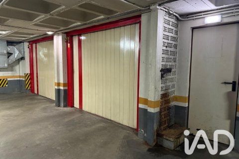Autotallit myytävänä Leon, Espanja , 22 m2 No. 192075 - kuva 5