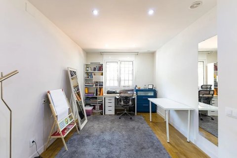 Hus till salu i Gava, Barcelona, Spanien 7 sovrum, 494 kvm. Nr. 140720 - foto 27