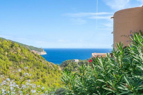 Hus till salu i Begur, Girona, Spanien 5 sovrum, 310 kvm. Nr. 140721 - foto 7