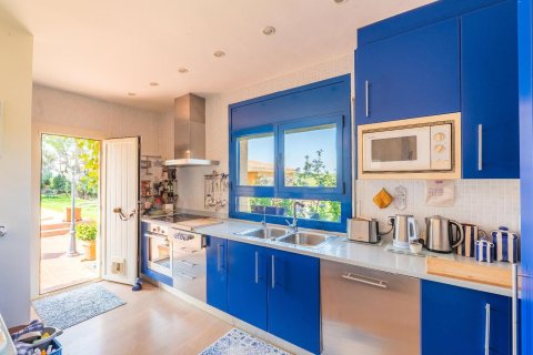 Hus till salu i Begur, Girona, Spanien 5 sovrum, 310 kvm. Nr. 140721 - foto 24