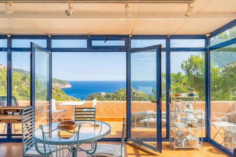 Hus till salu i Begur, Girona, Spanien 5 sovrum, 310 kvm. Nr. 140721 - foto 1