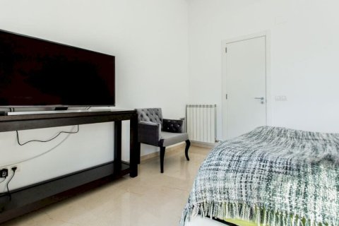 Hus till salu i Gava, Barcelona, Spanien 6 sovrum, 400 kvm. Nr. 140719 - foto 19