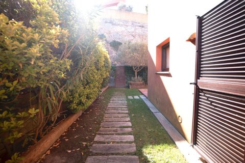 Radhus till salu i Begur, Girona, Spanien 3 sovrum, 226 kvm. Nr. 140718 - foto 25