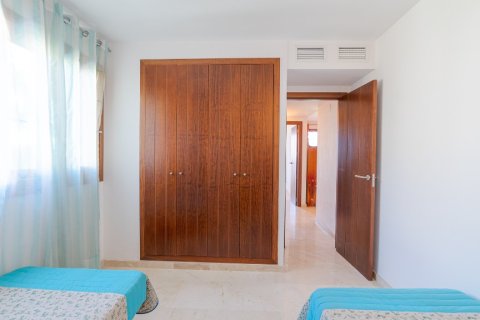 Huoneisto myytävänä Punta Prima, Alicante, Espanja, 2 makuuhuonetta, 62 m2 No. 137957 - kuva 23