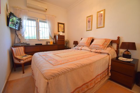 Villa en venta Alicante, España 3 dormitorios, 90 m2 No. 137956 - foto 10