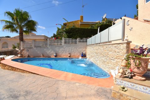Villa en venta Alicante, España 3 dormitorios, 90 m2 No. 137956 - foto 1