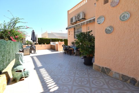 Villa en venta Alicante, España 3 dormitorios, 90 m2 No. 137956 - foto 19