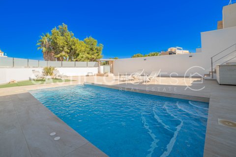 Villa en venta Villamartin, Alicante, España 4 dormitorios, 149 m2 No. 137959 - foto 4