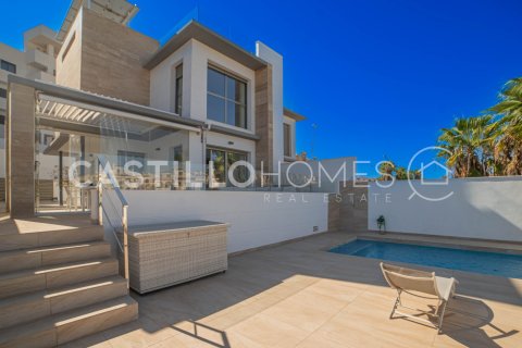 Villa en venta Villamartin, Alicante, España 4 dormitorios, 149 m2 No. 137959 - foto 1
