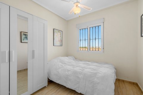 Apartment for sale Alicante, Spain 3 bedrooms, 80 sq.m. No. 137960 - photo 16