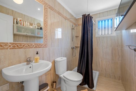 Apartment for sale Alicante, Spain 3 bedrooms, 80 sq.m. No. 137960 - photo 18