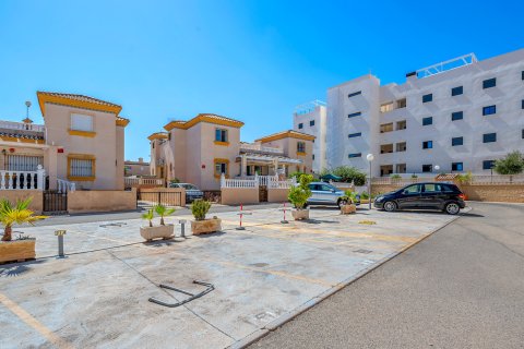 Apartment for sale Alicante, Spain 3 bedrooms, 80 sq.m. No. 137960 - photo 29