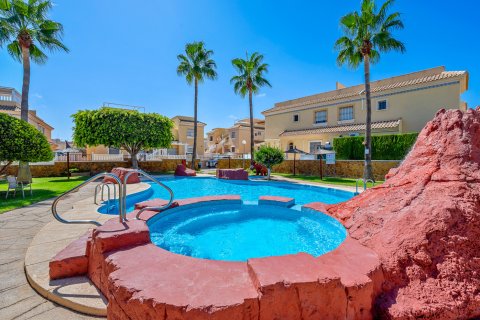 Apartment for sale Alicante, Spain 3 bedrooms, 80 sq.m. No. 137960 - photo 30