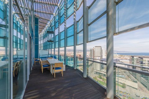 Lägenhet till salu i Barcelona, Spanien 2 sovrum, 145 kvm. Nr. 154584 - foto 15