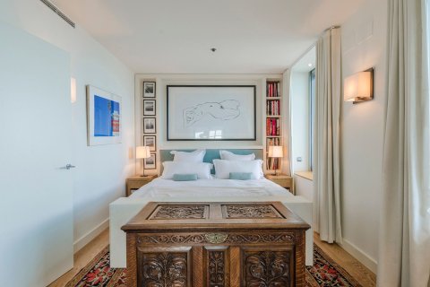 Lägenhet till salu i Barcelona, Spanien 2 sovrum, 145 kvm. Nr. 154584 - foto 17