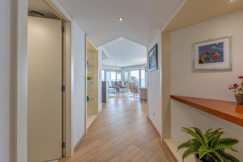 Dzīvoklis pārdošanā Barcelona, Spānijā 4 istabas, 242 m2 Nr. 154586 - attēls 6