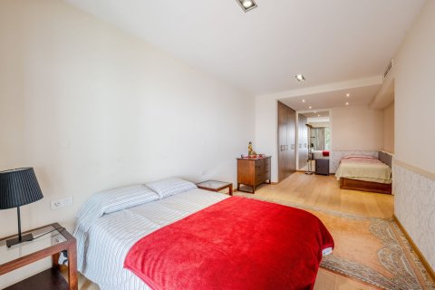 Dzīvoklis pārdošanā Barcelona, Spānijā 4 istabas, 242 m2 Nr. 154586 - attēls 24