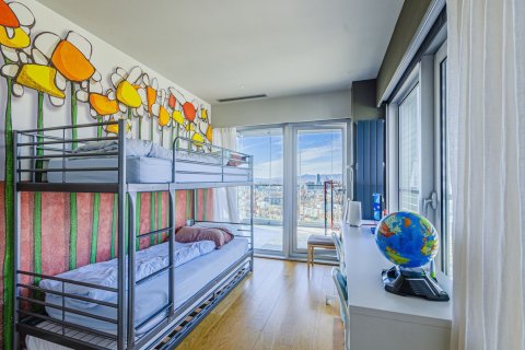 Huoneisto myytävänä Barcelona, Espanja, 3 makuuhuonetta, 187 m2 No. 154585 - kuva 23