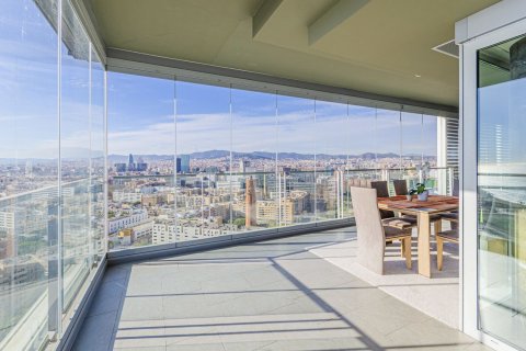 Huoneisto myytävänä Barcelona, Espanja, 3 makuuhuonetta, 187 m2 No. 154585 - kuva 17