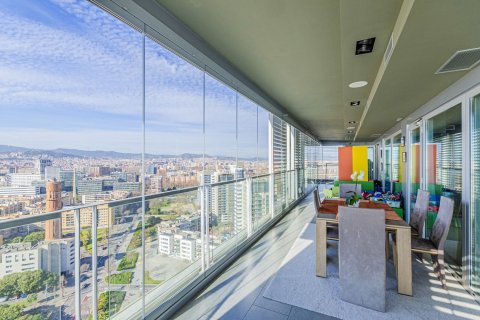 Huoneisto myytävänä Barcelona, Espanja, 3 makuuhuonetta, 187 m2 No. 154585 - kuva 4