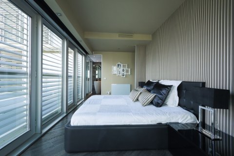 Huoneisto myytävänä Barcelona, Espanja, 3 makuuhuonetta, 187 m2 No. 154587 - kuva 21