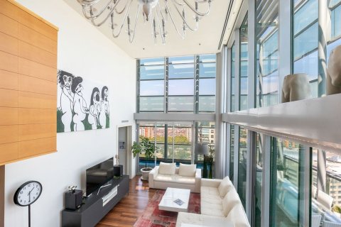 Apartment à vendre à Barcelona, Espagne, 3 chambres, 153 m2 No. 154588 - photo 5