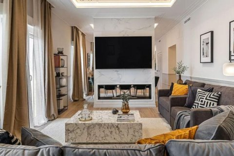 Apartamento en venta en Barcelona, España 5 dormitorios,  No. 154590 - foto 3