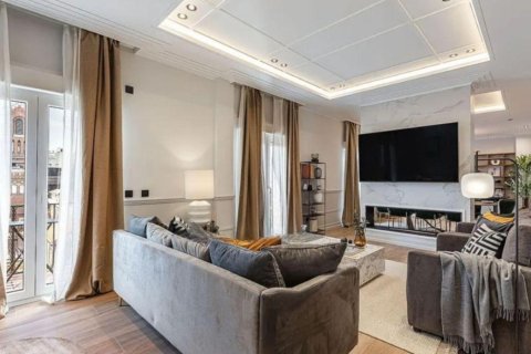 Apartamento en venta en Barcelona, España 5 dormitorios,  No. 154590 - foto 4