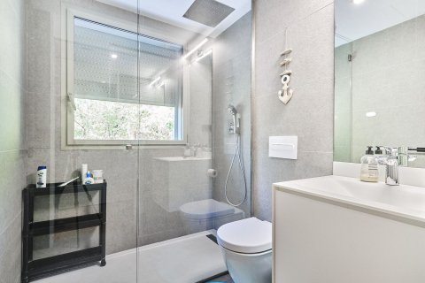 Сasa en venta en Barcelona, España 7 dormitorios, 633 m2 No. 154589 - foto 29