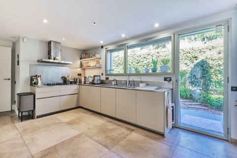 Сasa en venta en Barcelona, España 7 dormitorios, 633 m2 No. 154589 - foto 13