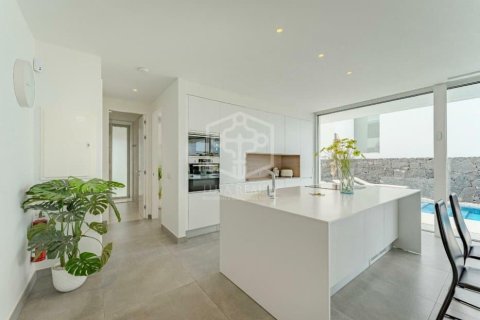Huvila myytävänä Adeje, Tenerife, Espanja, 4 makuuhuonetta, 262 m2 No. 160600 - kuva 12