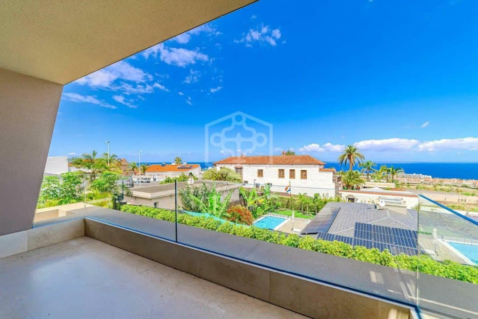 Villa à Puerto de la Cruz, Tenerife, Espagne 4 chambres, 308 m2 No. 160599
