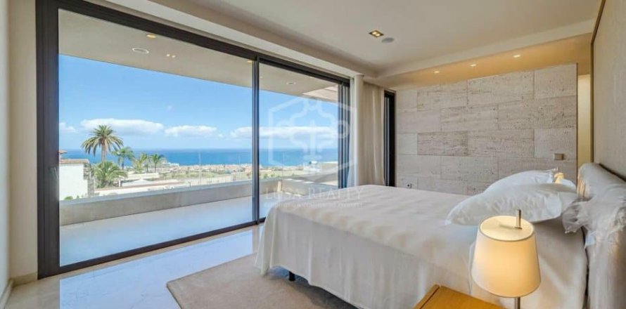 Huvila Puerto de la Cruz, Tenerife, Espanja 4 makuuhuonetta, 308 m2 No. 160599
